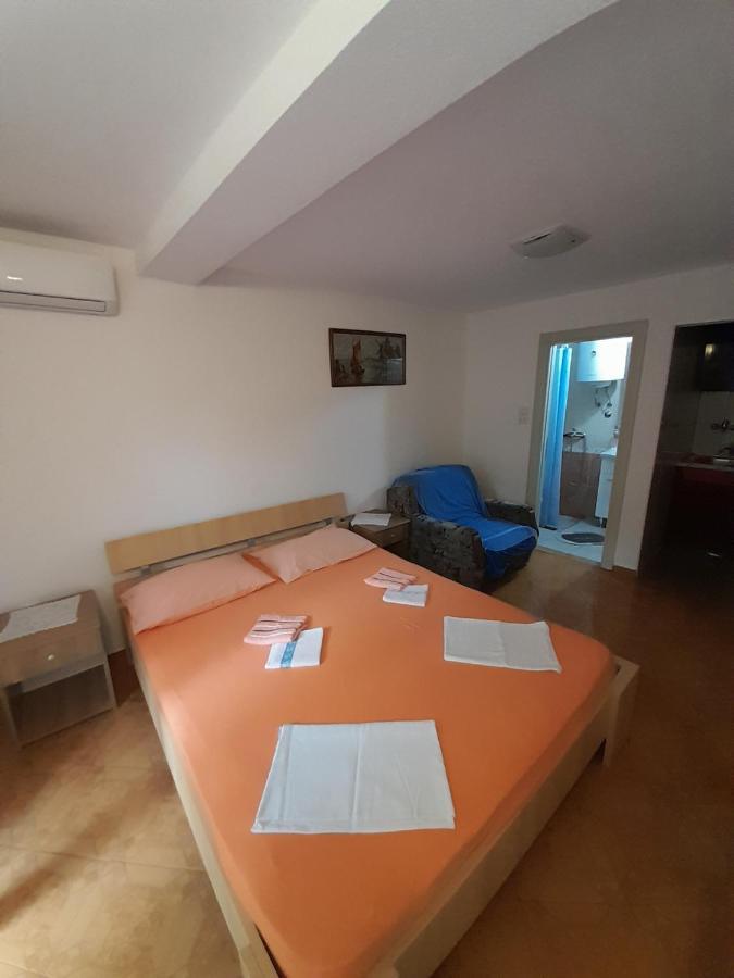 Apartments Kovacevic Petrovac Exterior photo