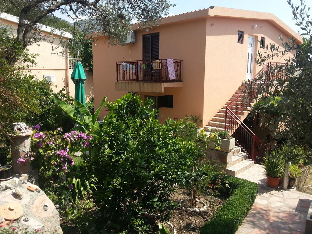 Apartments Kovacevic Petrovac Exterior photo