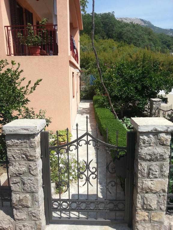 Apartments Kovacevic Petrovac Exterior photo